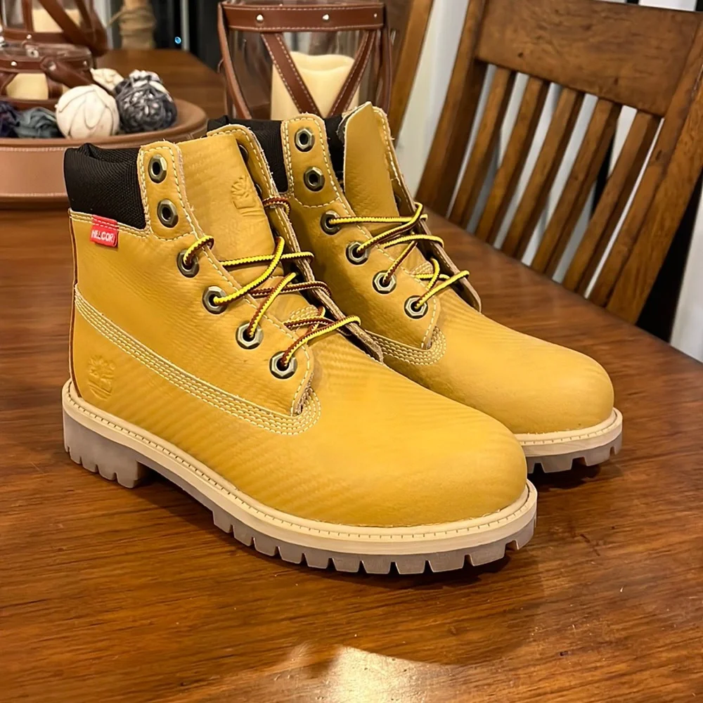 Timberland 6” Prem WPBT Wht CF Helcor waterproof Boots Youth Junior Boys Size 4